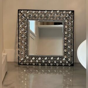 Square mirror